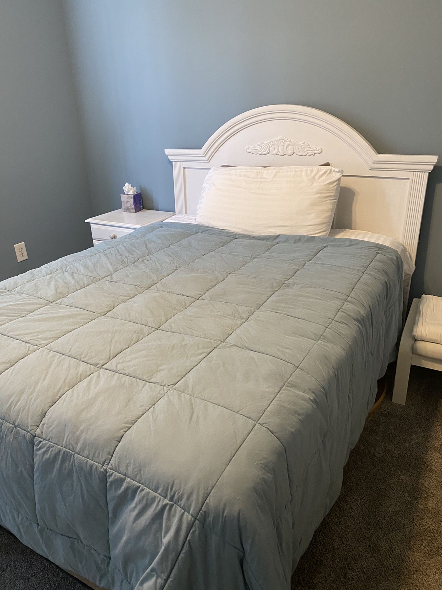 Entire bedroom set including bed with queen size mattress, two dressers, and nightstand