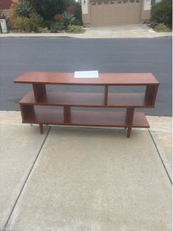 Free Modern TV Stand
