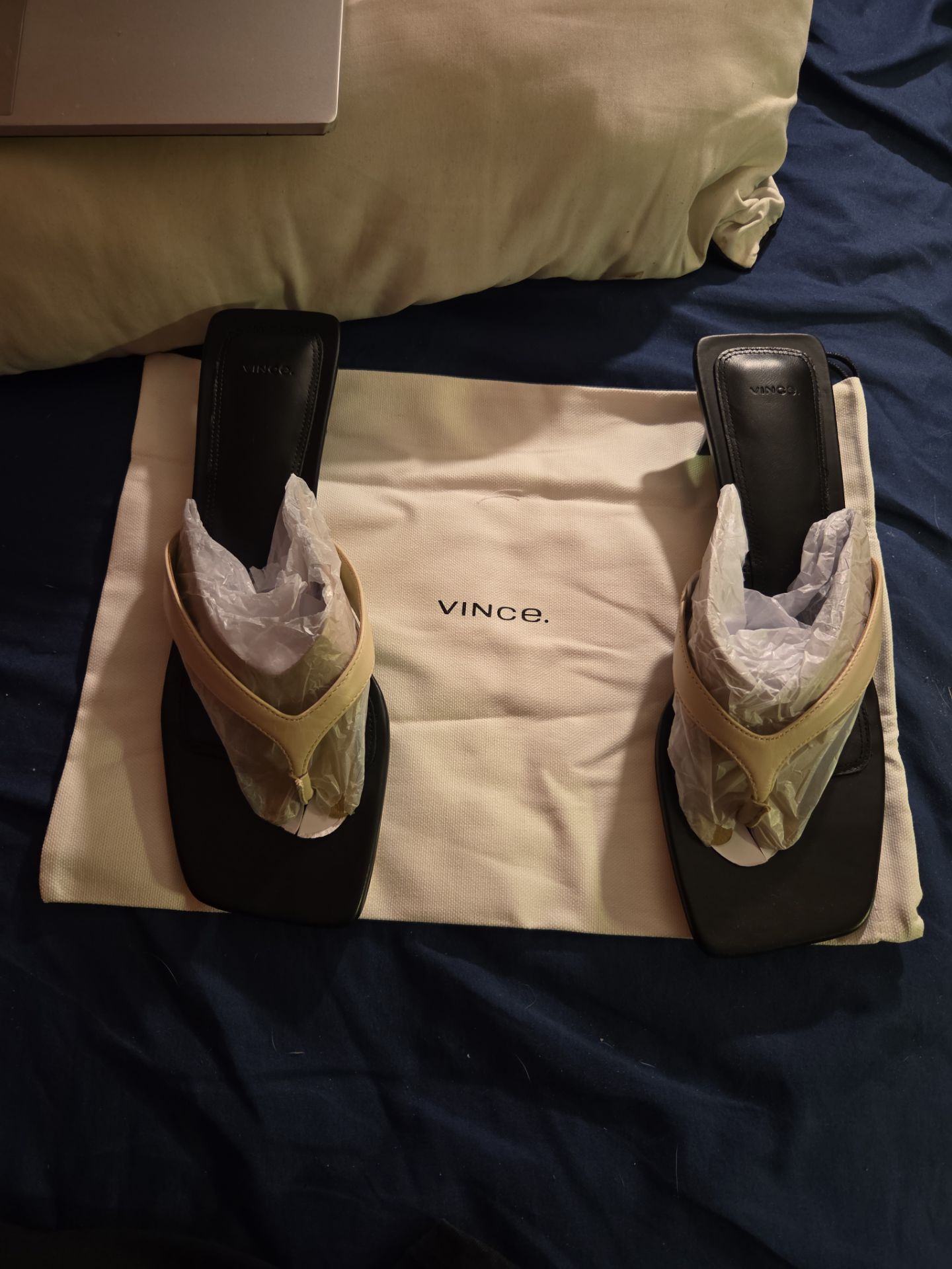 Women's open-toe sandals