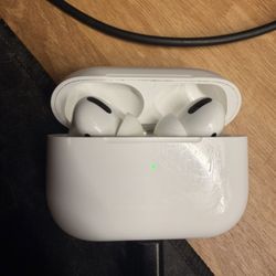 Apple AirPods Pro Gen 1