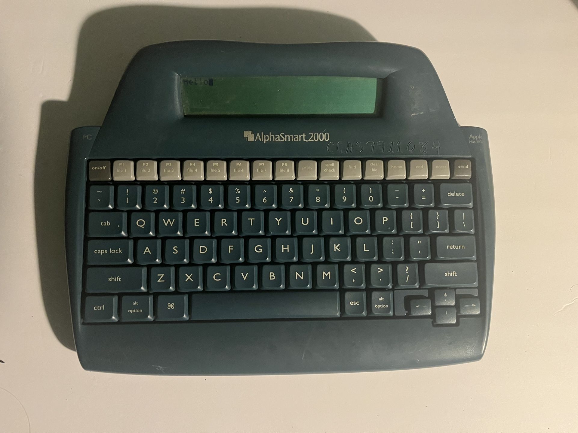 2 AlphaSmart 2000 Portable Keyboard Word Processor Tested READ DESCRIPTION