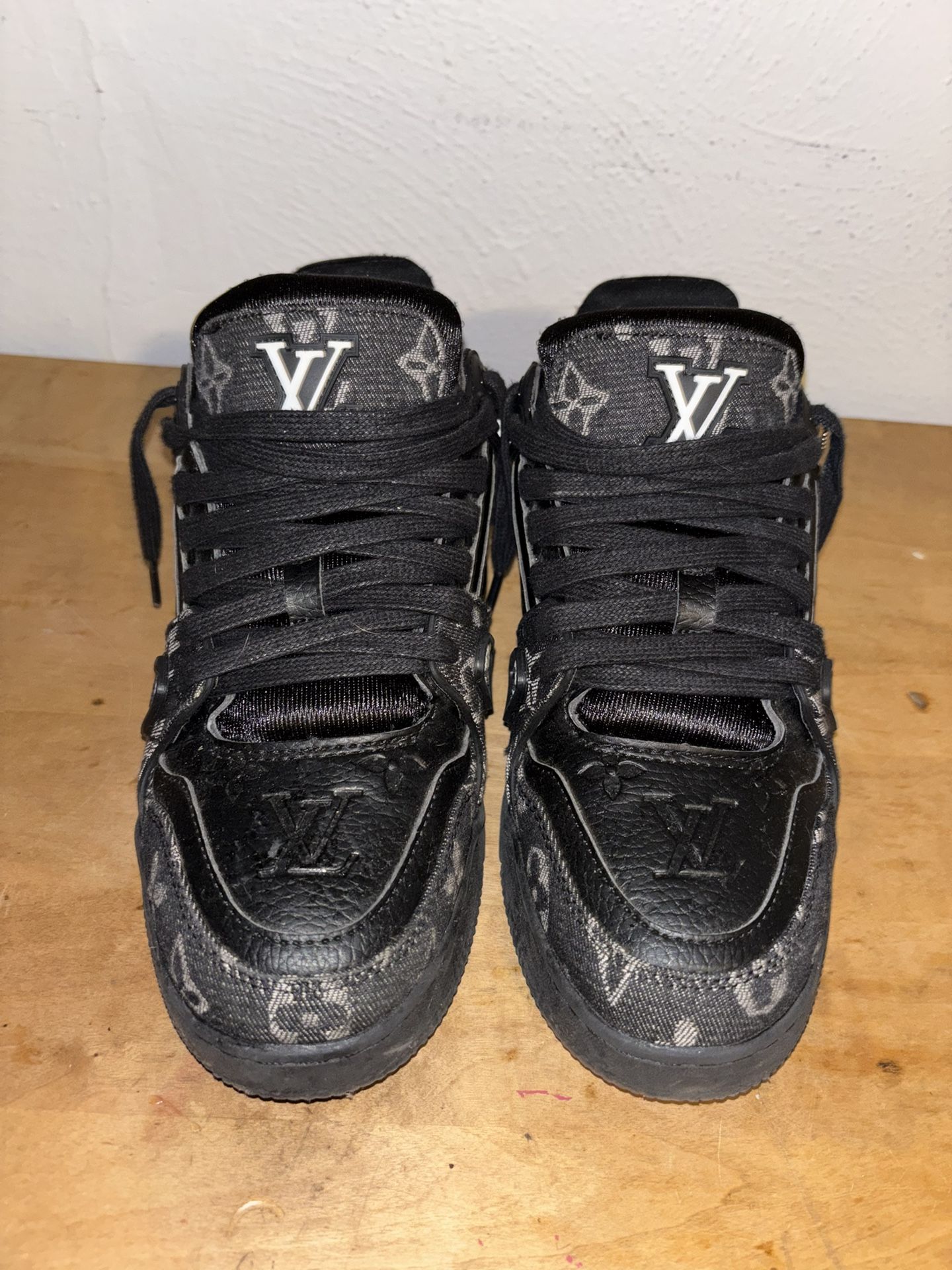 Louis Vuitton Trainers Black