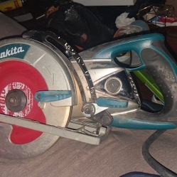 Magnesium Makita Saw