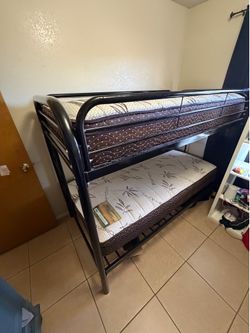 Twin Bunk beds