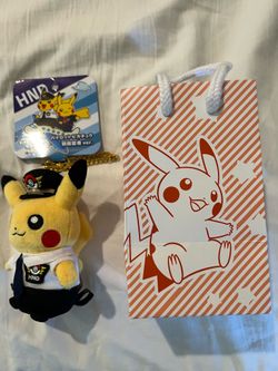 NWT Pokémon Center Exclusive Haneda Airport Pilot Pikachu Mascot Plush Keychain