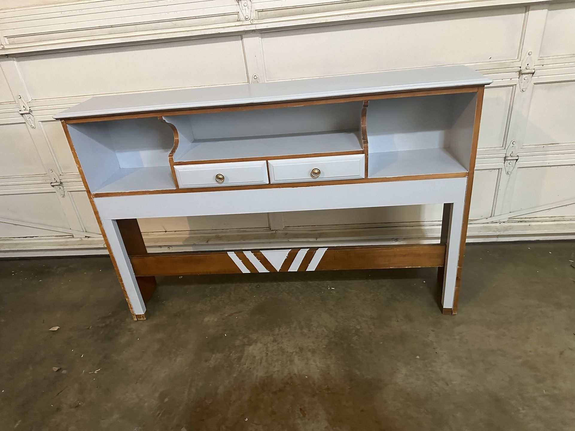 Console/hall Table