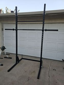 Squat rack and bar