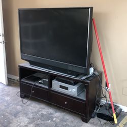 T/V And Stand