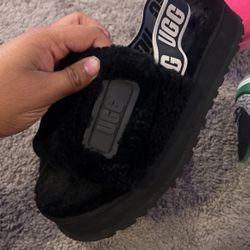 Ugg Slides 