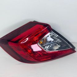 2016 - 2021 HONDA CIVIC LH DRIVER SIDE TAILLIGHT OEM