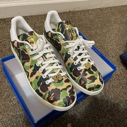 Adidas|A BATHING APE size 9 1/2 MENS