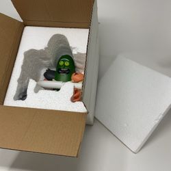SDCC 2024 Exclusive Rick and Morty Pickle Rick Toilet Paper Holder New Novelty