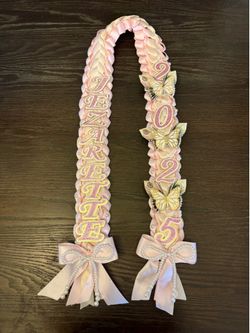 Custom Graduation Leis