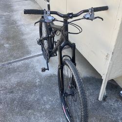 FOR SALE SANTA CRUZ MOUNTAIN BIKE FULL SUSPENSION 