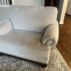Harleson Sofa & Oversized Chair