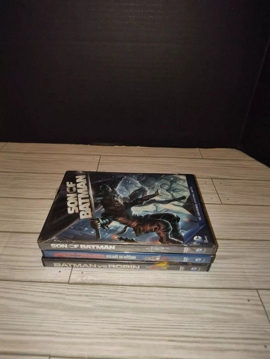 DC Universe Original Movies Set Of 3 Batman Robin DC Comics Movies
