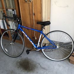 Fuji Women’s Road Bike