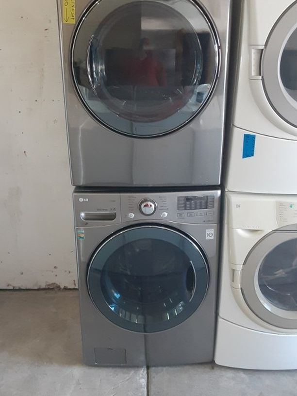 Lg Front load Washer And Electric Dryer Sets