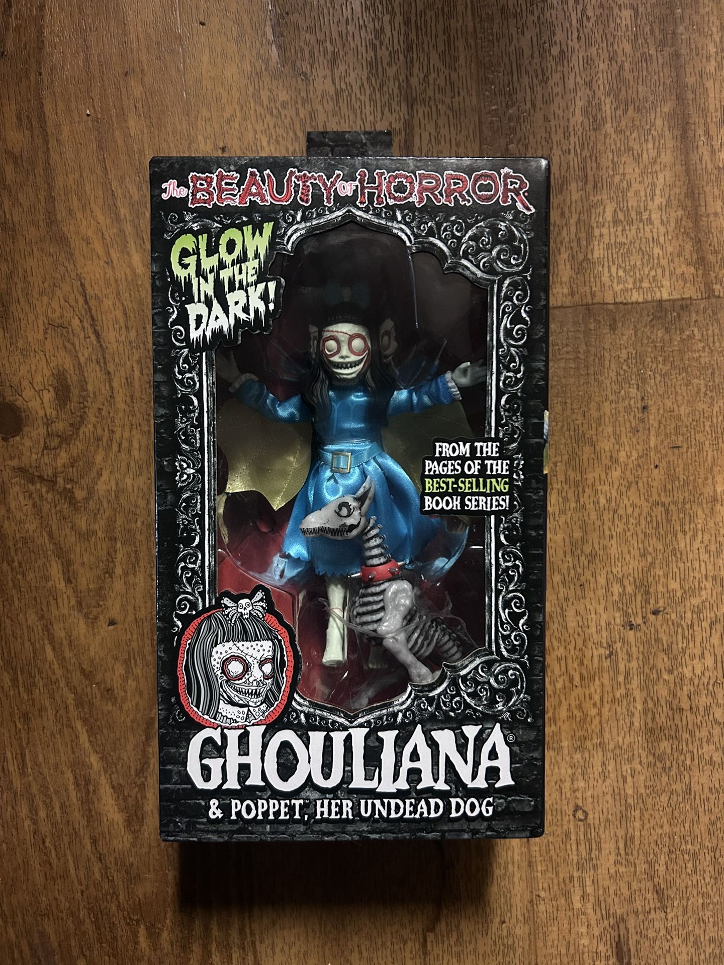 Neca Ghouliana & Poppet, Her Undead Dog