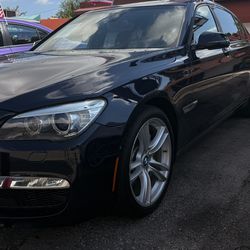 2014 BMW  7 Serie 740i