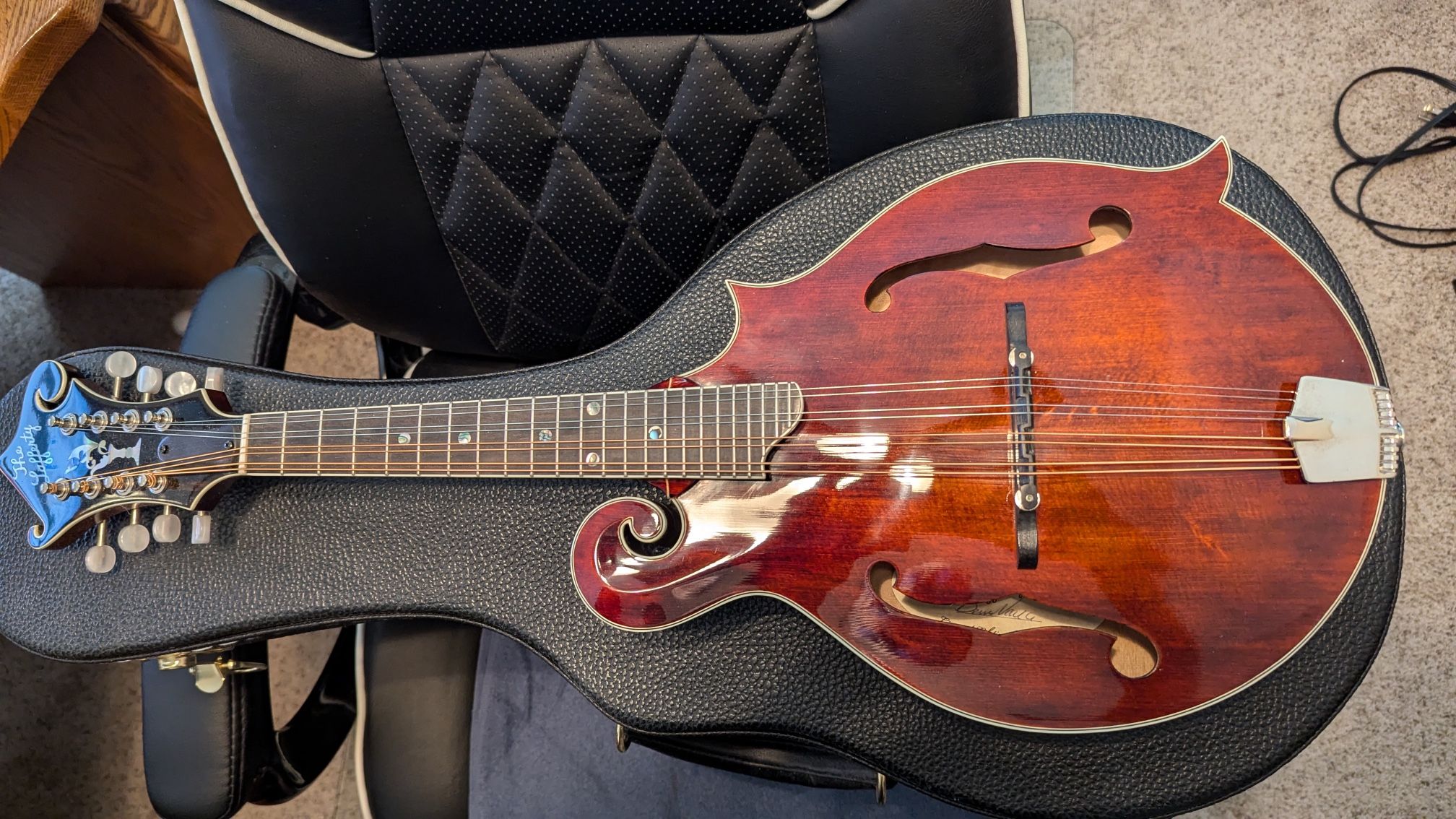 This Beautifully Finished Mandolin In Mint Condition Lafferty F-5
