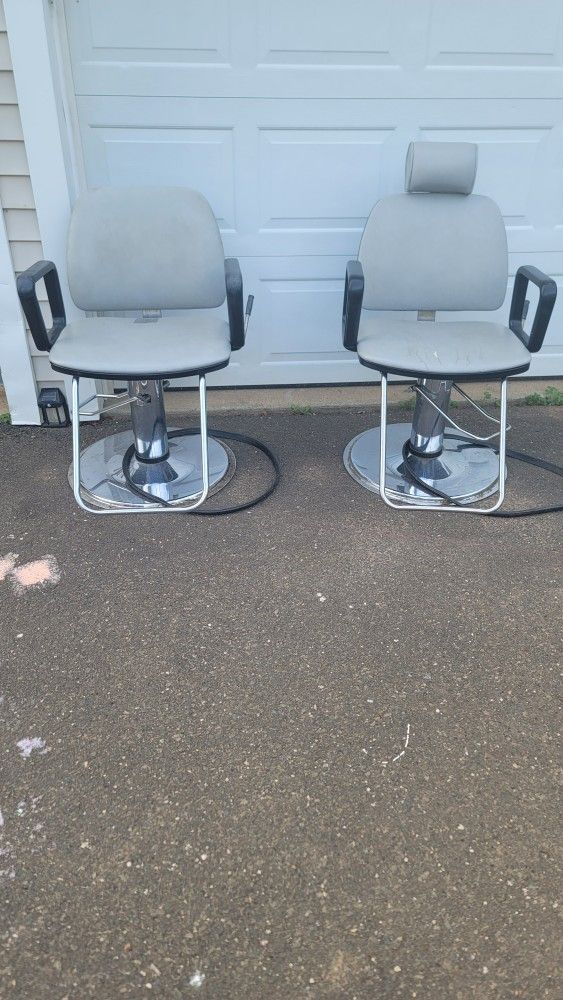 Salon Chairs 