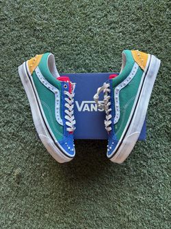 Pearlized Vans “Yacht Club”