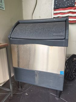 Scotsman  Ice Maker