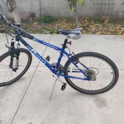 Giant Blouder SE 21 Speed Bike