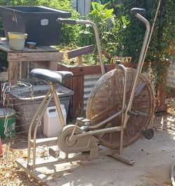 schwinn airdyne  stationary bike