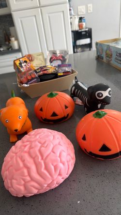 Halloween squishy’s
