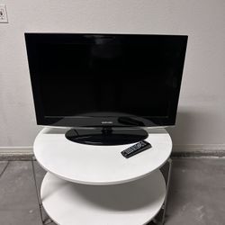 32 In Samsung Tv With Coffee Table 