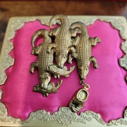 Goldtone Silvertone Three Alligators with Fish and Shoe Brooch Pin 2" F8 