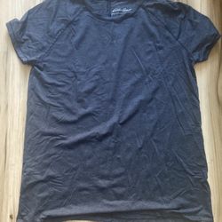 WOMEN ACTIVE SHORT SLEEVE TEE Size M