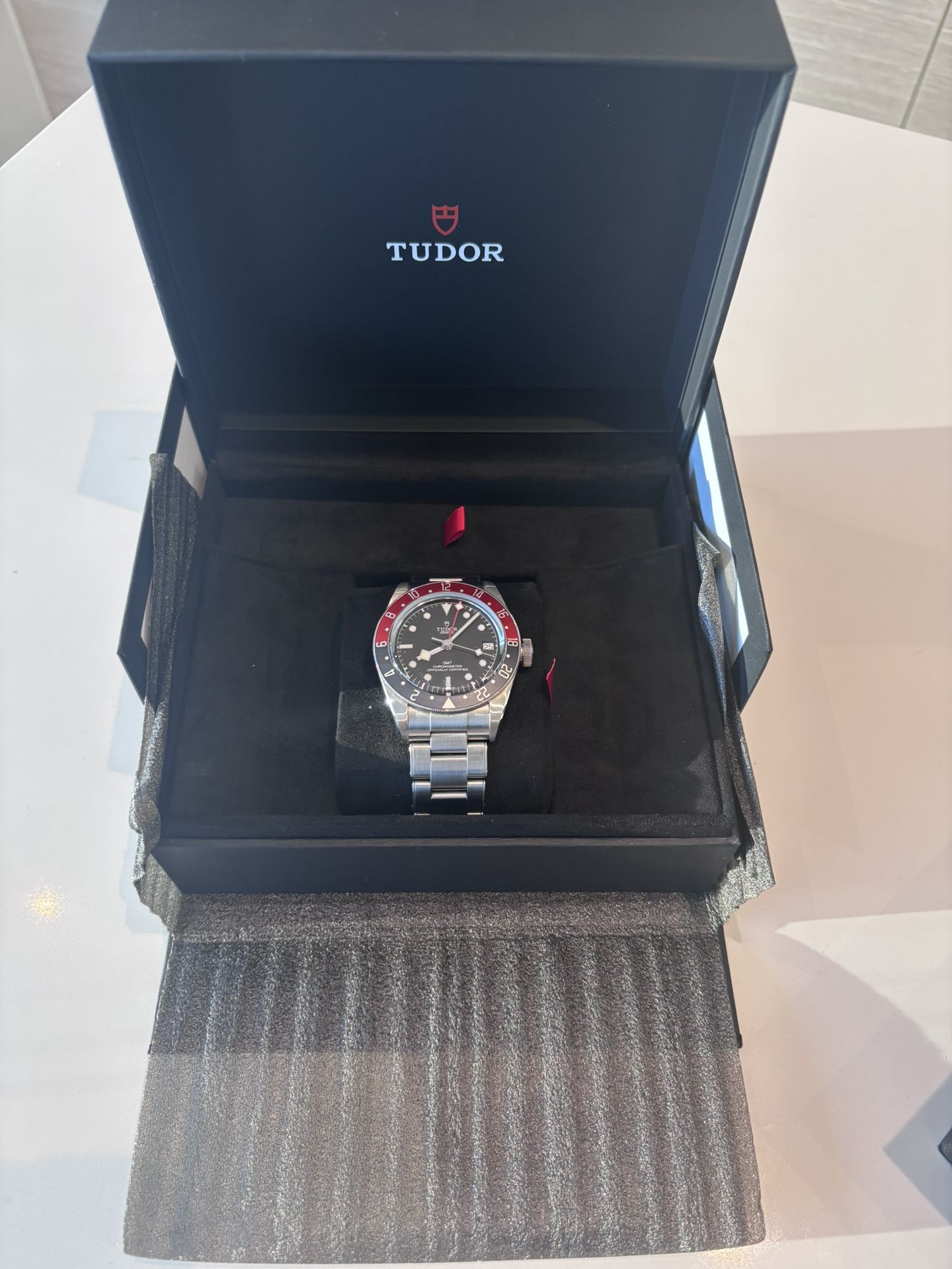 Authentic TUDOR Black Bay GMT M79830RB-0001