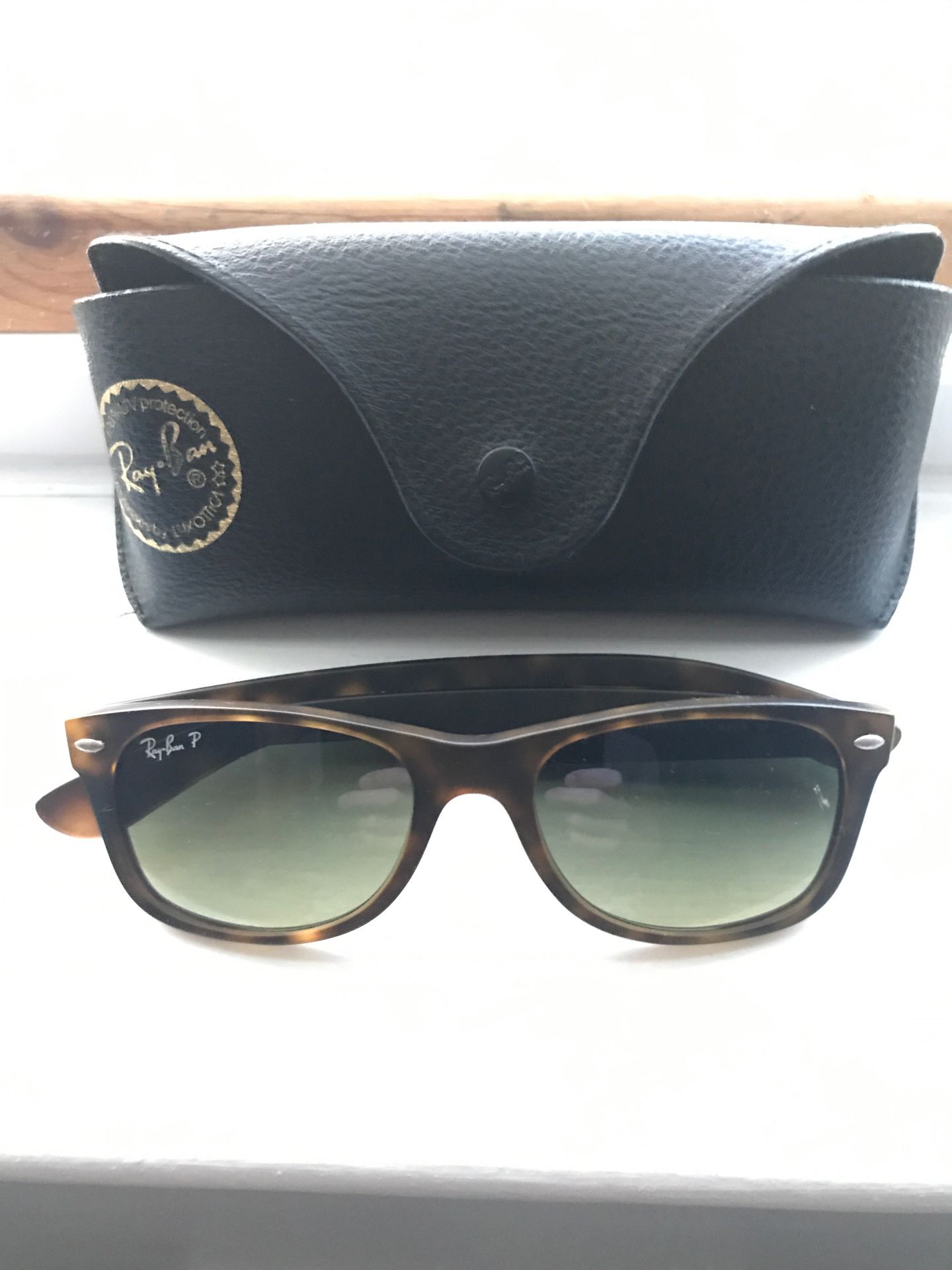 Rayban Polarized New Wayfarer sunglasses