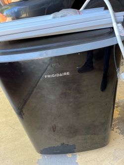 Frigidaire portable air conditioner 14,000 BTU