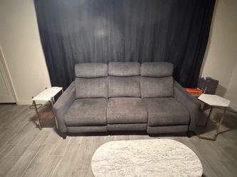 Sectional couch