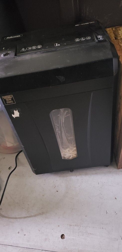 Paper Shredder