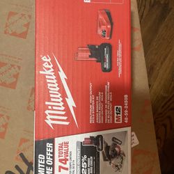 Milwaukee M12 5.0 Battery And Charger
