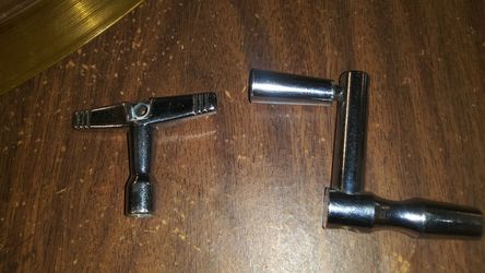 Drum tuning key and speed key, percussion, drum set