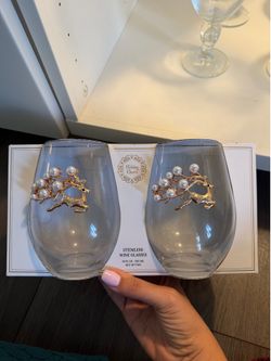 Wine glasses brand new!