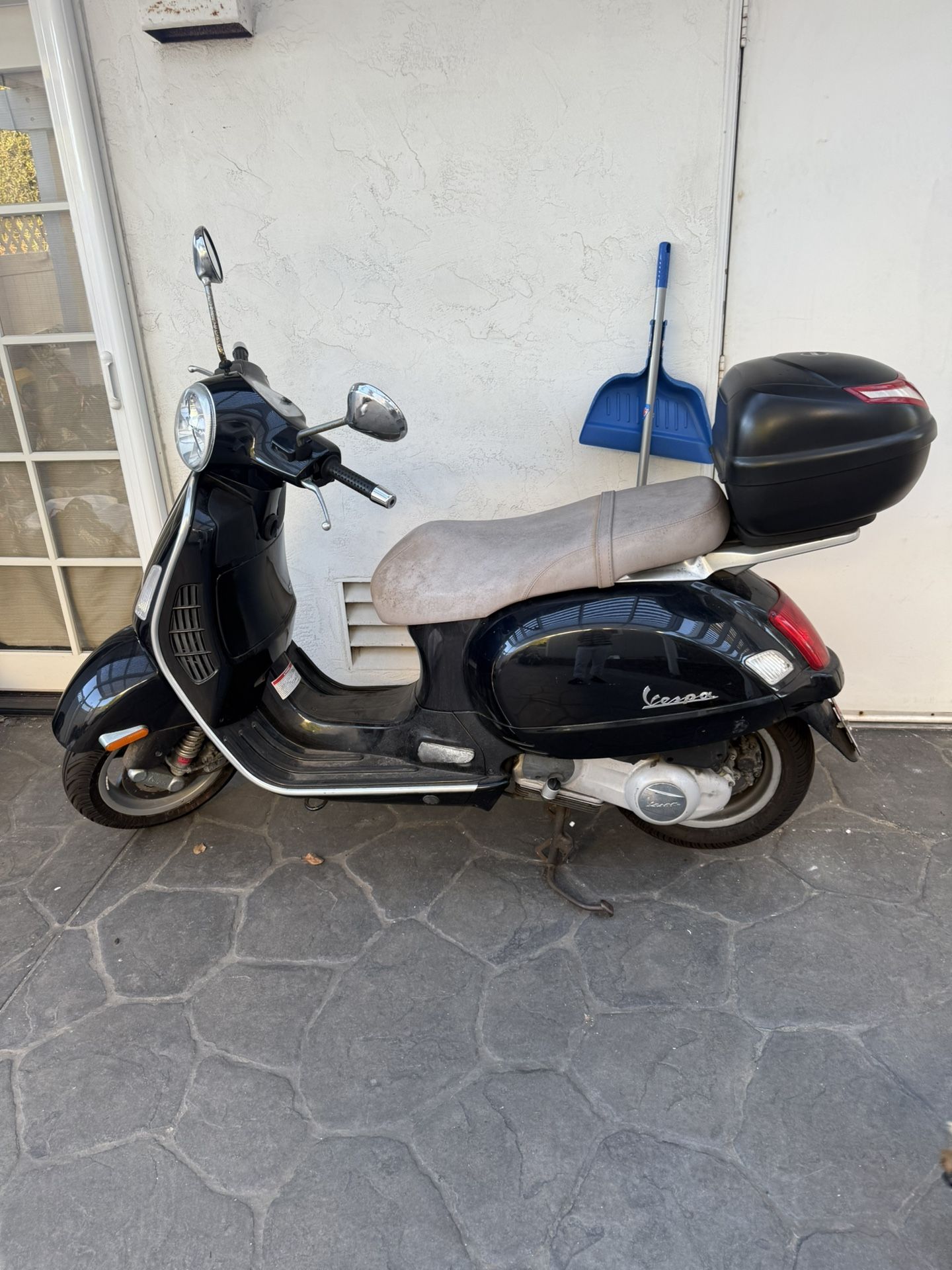 VESPA GT 200 (‘07)