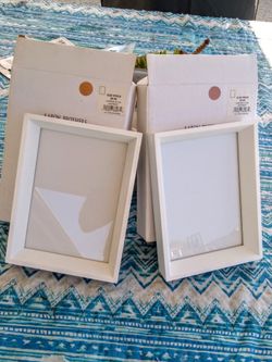 Aaron Bros 5 x 7 Picture Frames