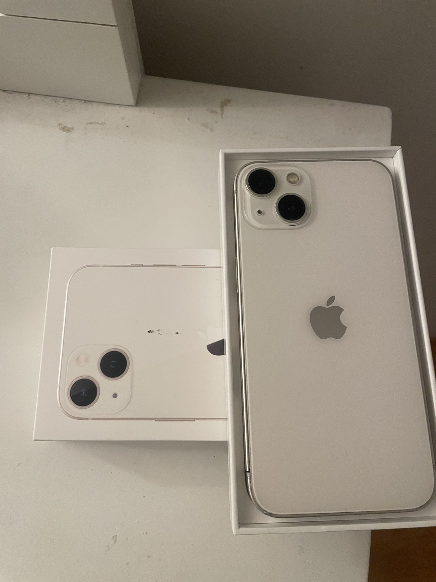 IPHONE 13 WHITE 128 GB