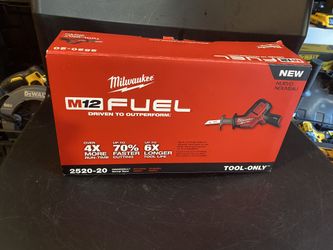 Milwaukee M12 FUEL 12-Volt Lithium-Ion Brushless Cordless HACKZALL Reciprocating Saw (Tool-Only)