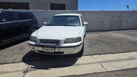 2004 Volvo V70