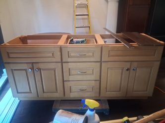 Double sink bathroom vanity