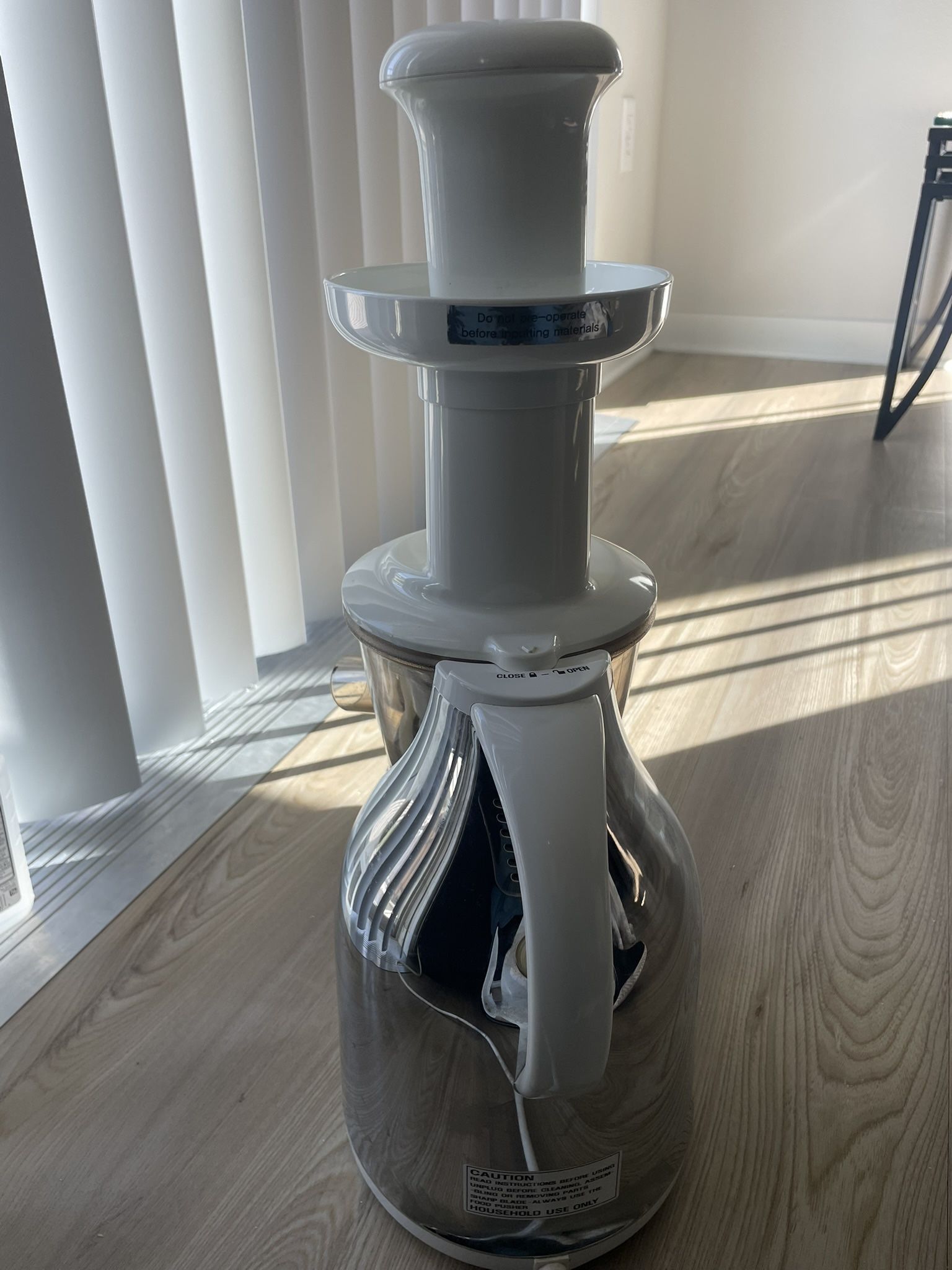 Royal Prestige Juice Extractor Asking $30.00 Hablo Español