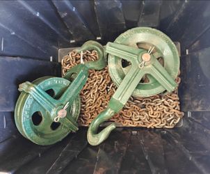 Yale & Town Manufacturing Vintage Chain Hoist Fall 1 Ton Differential Hoist  Barn Pulley Shop Crane Hotrod Garage